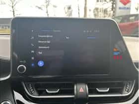 Toyota C-HR (2023) thumbnail 25