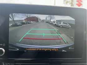 Toyota C-HR (2023) thumbnail 27