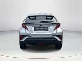 Toyota C-HR (2023) thumbnail 4