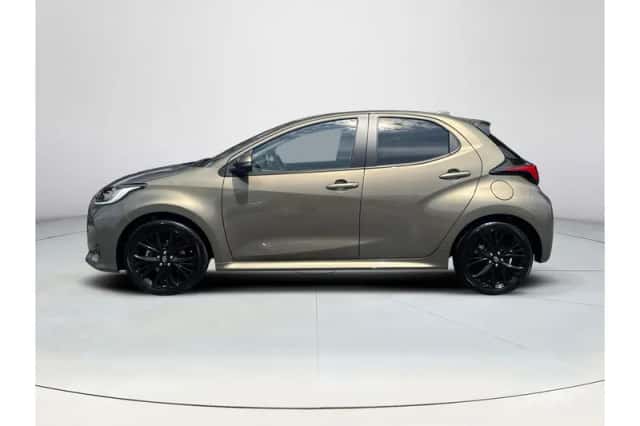 Toyota Yaris (2024) thumbnail 2