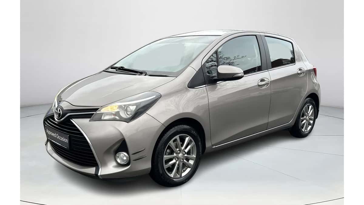 Toyota Yaris (2016) — foto 1