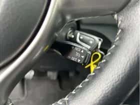 Toyota Yaris (2016) thumbnail 14