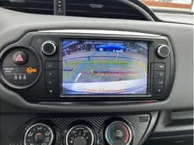 Toyota Yaris (2016) thumbnail 19