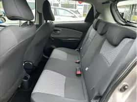 Toyota Yaris (2016) thumbnail 22