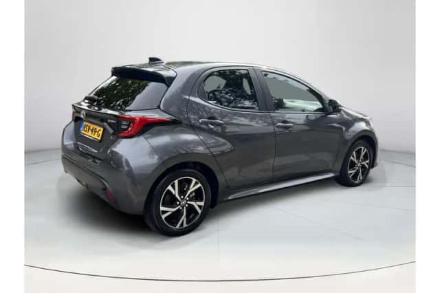 Toyota Yaris (2025) thumbnail 5