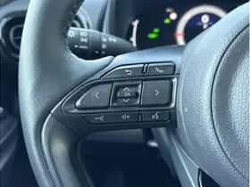 Toyota Yaris Cross (2025) thumbnail 18