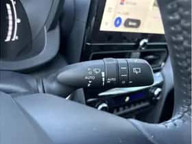 Toyota Yaris Cross (2025) thumbnail 23