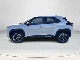 Toyota Yaris Cross (2022) thumbnail 2