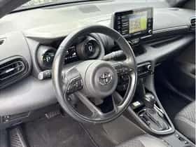 Toyota Yaris (2022) thumbnail 17