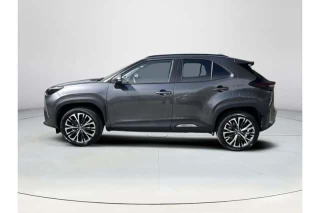 Toyota Yaris Cross (2024) thumbnail 2