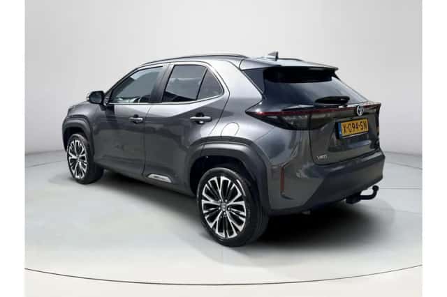Toyota Yaris Cross (2024) thumbnail 3