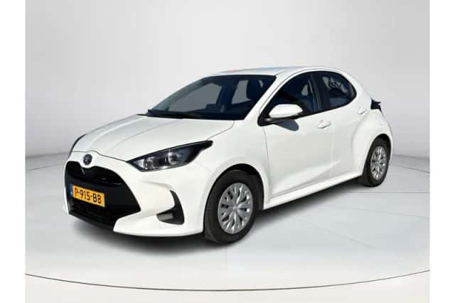 Toyota Yaris (2022) thumbnail 1