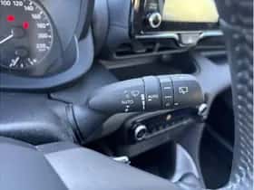 Toyota Yaris (2022) thumbnail 19