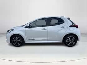 Toyota Yaris (2025) thumbnail 2