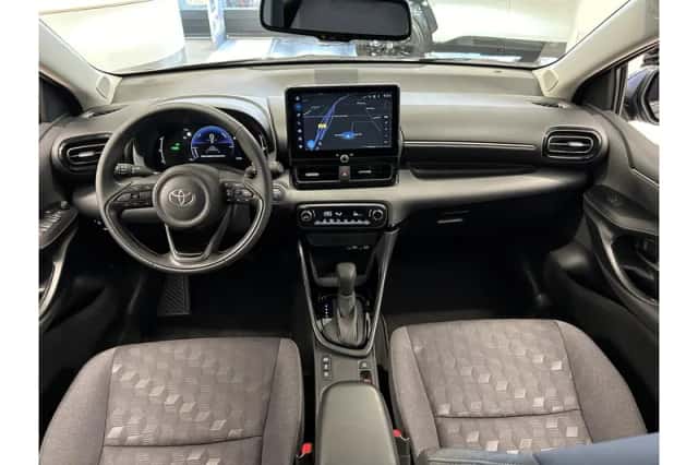 Toyota Yaris (2025) thumbnail 6