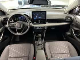 Toyota Yaris (2025) thumbnail 6