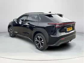 Toyota bZ4X (2026) thumbnail 3