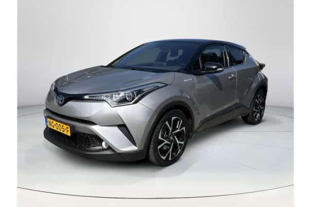 Toyota C-HR (2017) thumbnail 1