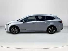 Toyota Corolla (2025) thumbnail 2