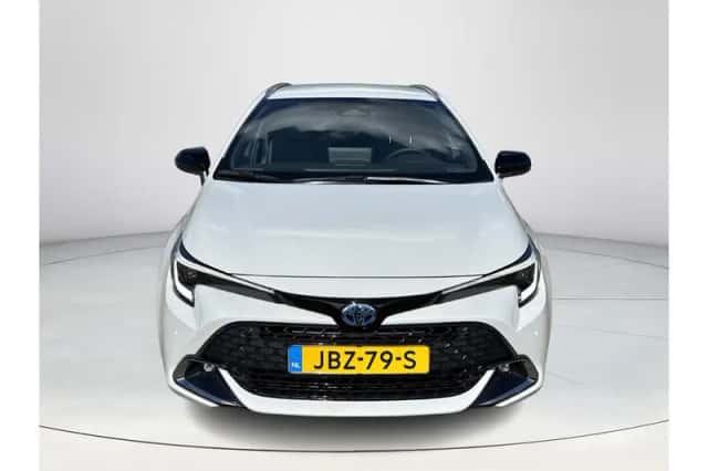 Toyota Corolla (2025) thumbnail 5