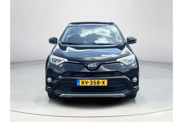 Toyota RAV4 (2016) thumbnail 4