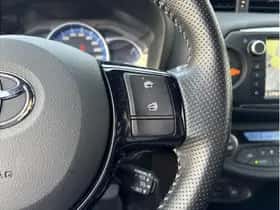 Toyota Yaris (2017) thumbnail 19