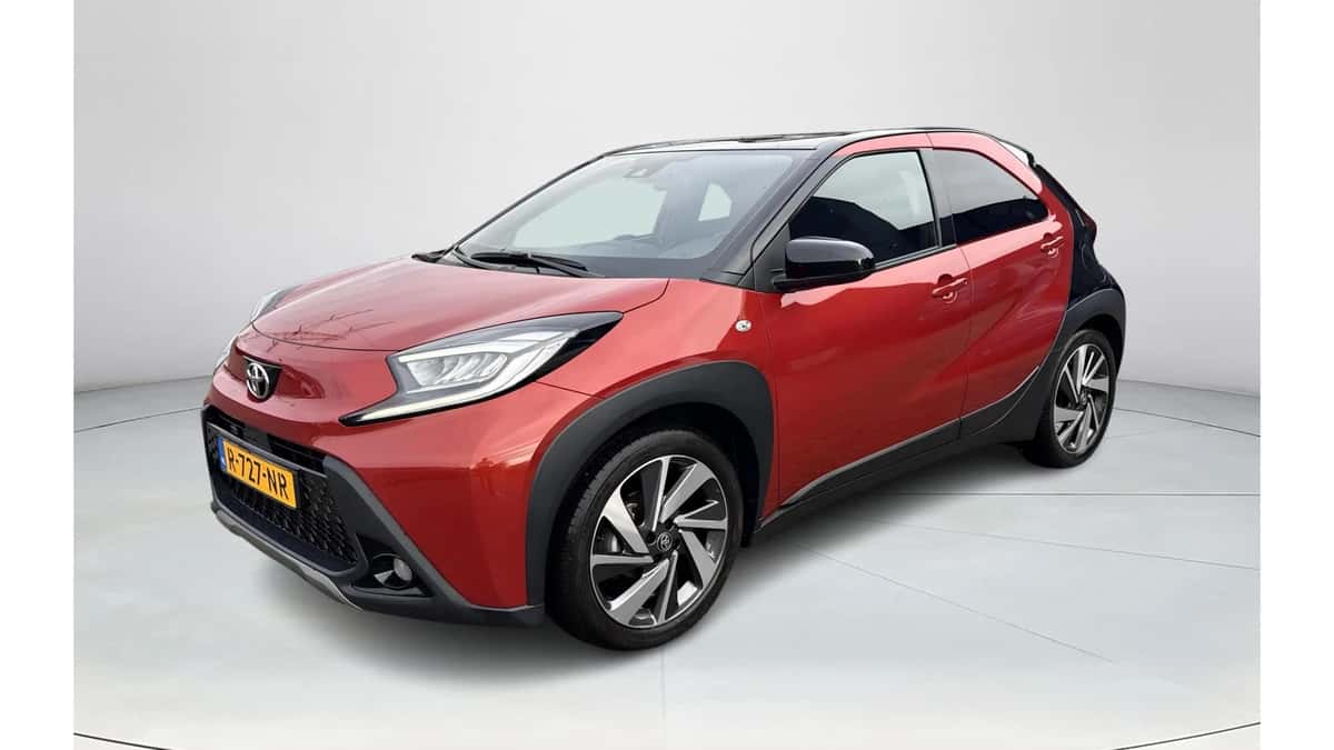 Toyota Aygo X (2022) — foto 1