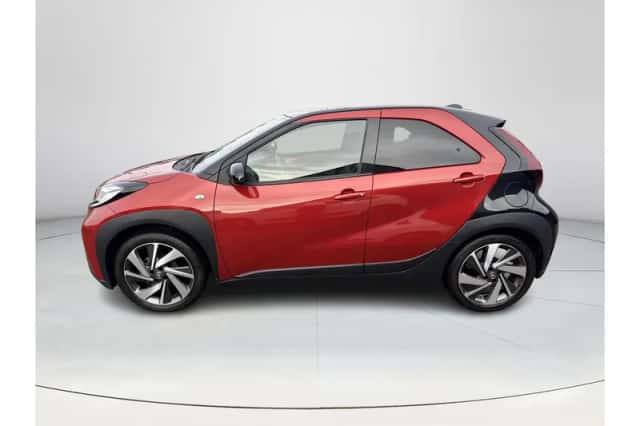 Toyota Aygo X (2022) thumbnail 2
