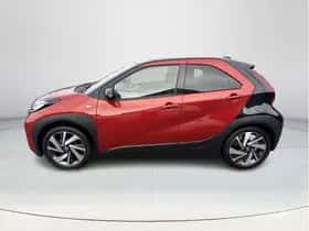 Toyota Aygo X (2022) thumbnail 2