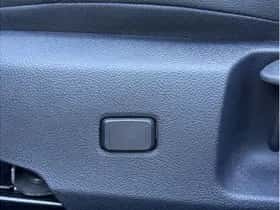 Toyota Corolla (2025) thumbnail 8