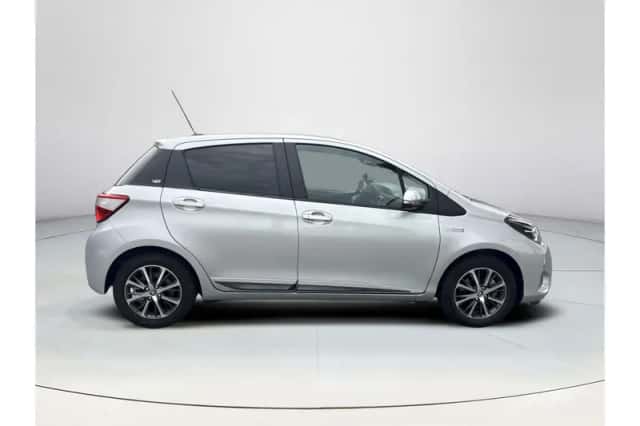 Toyota Yaris (2020) thumbnail 6