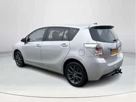Toyota Verso (2015) thumbnail 3