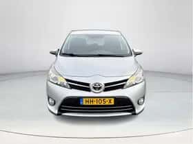 Toyota Verso (2015) thumbnail 4
