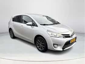 Toyota Verso (2015) thumbnail 33
