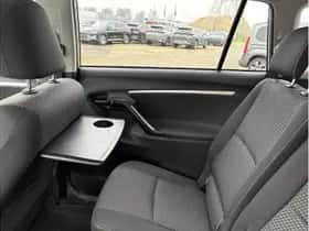 Toyota Verso (2015) thumbnail 9