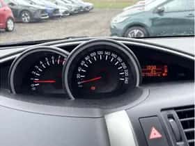 Toyota Verso (2015) thumbnail 10