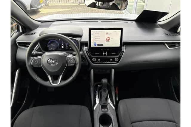 Toyota Corolla (2024) thumbnail 6