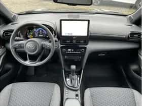 Toyota Yaris Cross (2025) thumbnail 6