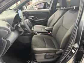 Toyota Yaris Cross (2025) thumbnail 7