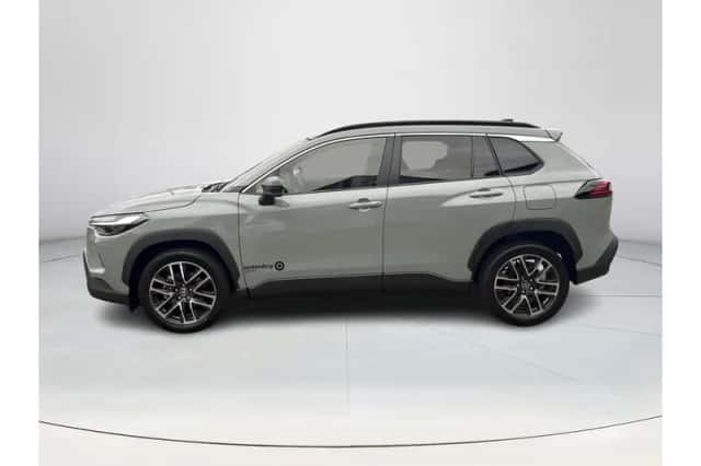 Toyota Corolla (2025) thumbnail 2