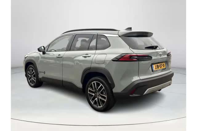 Toyota Corolla (2025) thumbnail 3
