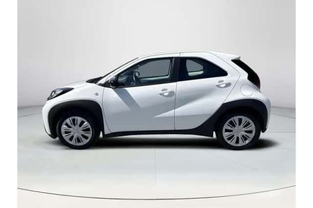 Toyota Aygo X (2023) thumbnail 2