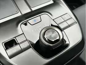 Toyota bZ4X (2025) thumbnail 18