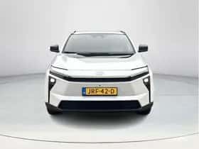 Toyota bZ4X (2025) thumbnail 4