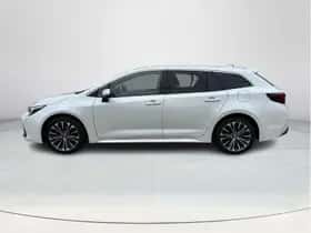 Toyota Corolla (2023) thumbnail 2