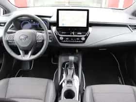 Toyota Corolla (2023) thumbnail 6