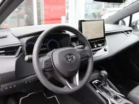 Toyota Corolla (2023) thumbnail 9