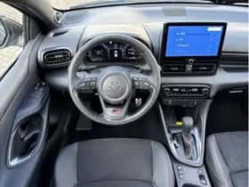Toyota Yaris (2025) thumbnail 25