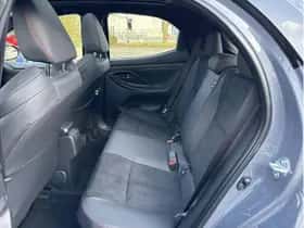 Toyota Yaris (2025) thumbnail 9
