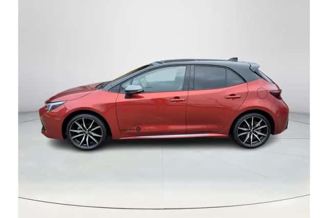 Toyota Corolla (2025) thumbnail 2